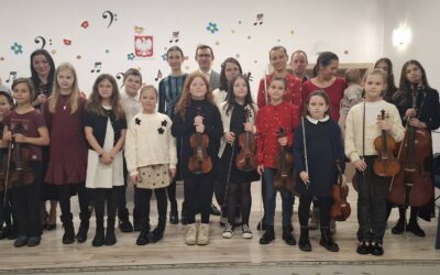 RODZINNY KONCERT KLASY SKRZYPIEC